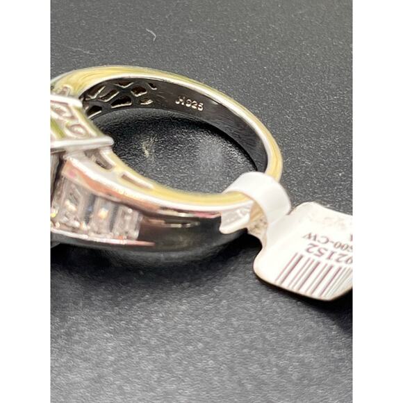 Designer Emerald Cut Lab Created White Sapphire Sterling Silver Ring Sz 7 1/4 - Picture 7 of 9